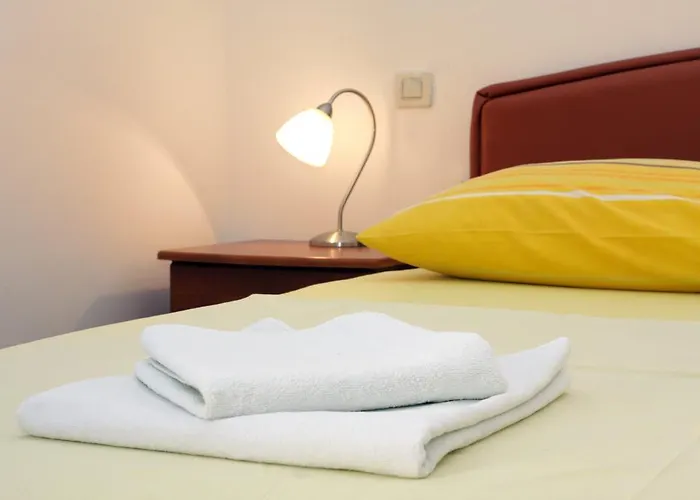 Sumic アパート マカルスカ